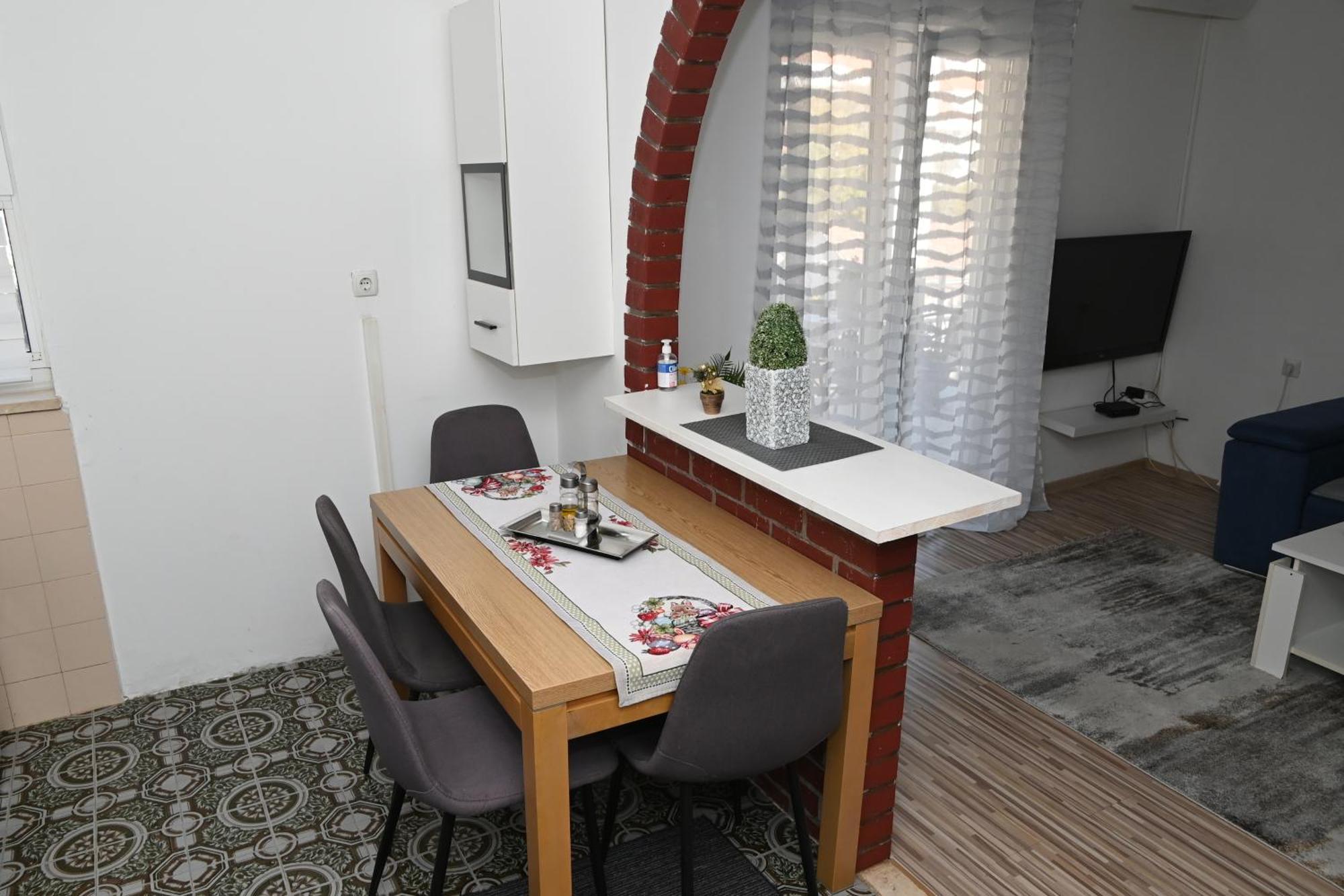 Oscar Apartment *